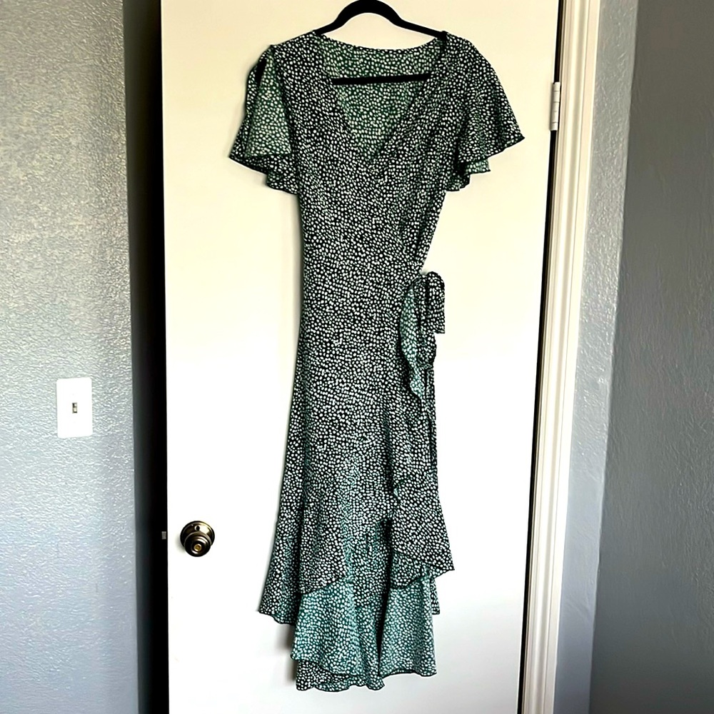Green and white wrap around dress, like new!